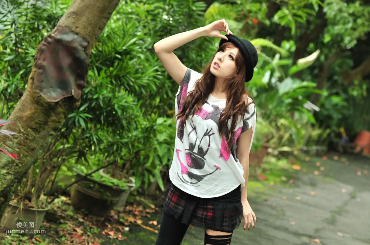 Taiwan Beauty Xiao Mi Kate su, Fresh Outdoor Shoot Photo Collection photo 36