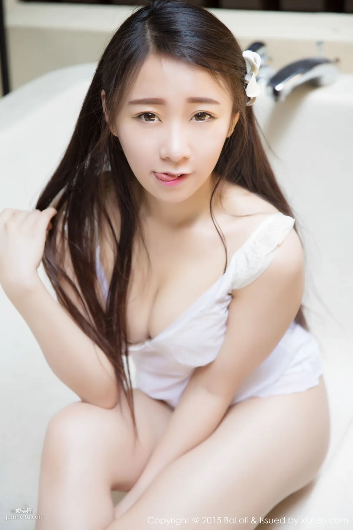 Duo Bi dobby, Cool Bikini + Pure White Bathroom Chapter [Boluoshe] Vol.013 Photo Set photo 24