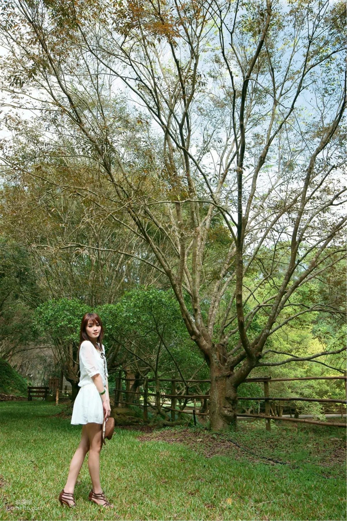 He Pinmei: Web Idols photo 16