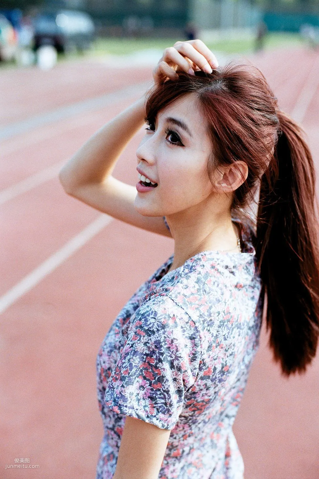 Kila Jingjing/Jin Yunqiao, Campus Beautiful Shoot Series Pictures Photo Collection photo 18