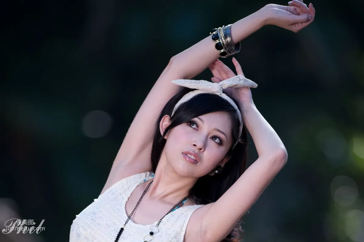 Beautyleg Leg Model Avy Dress Park Outdoor Shoot Photo Set photo 47