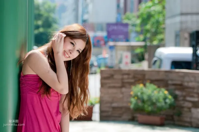 台灣美女小米Kate su《甜美長裙系列外拍》寫真集