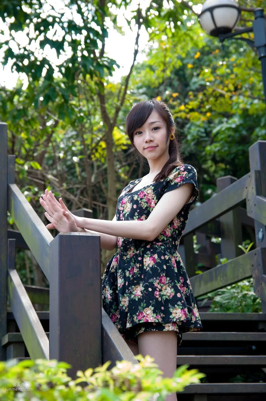 Taiwan Pure Beauty Mika Water Museum Street Snap Photo Set photo 92