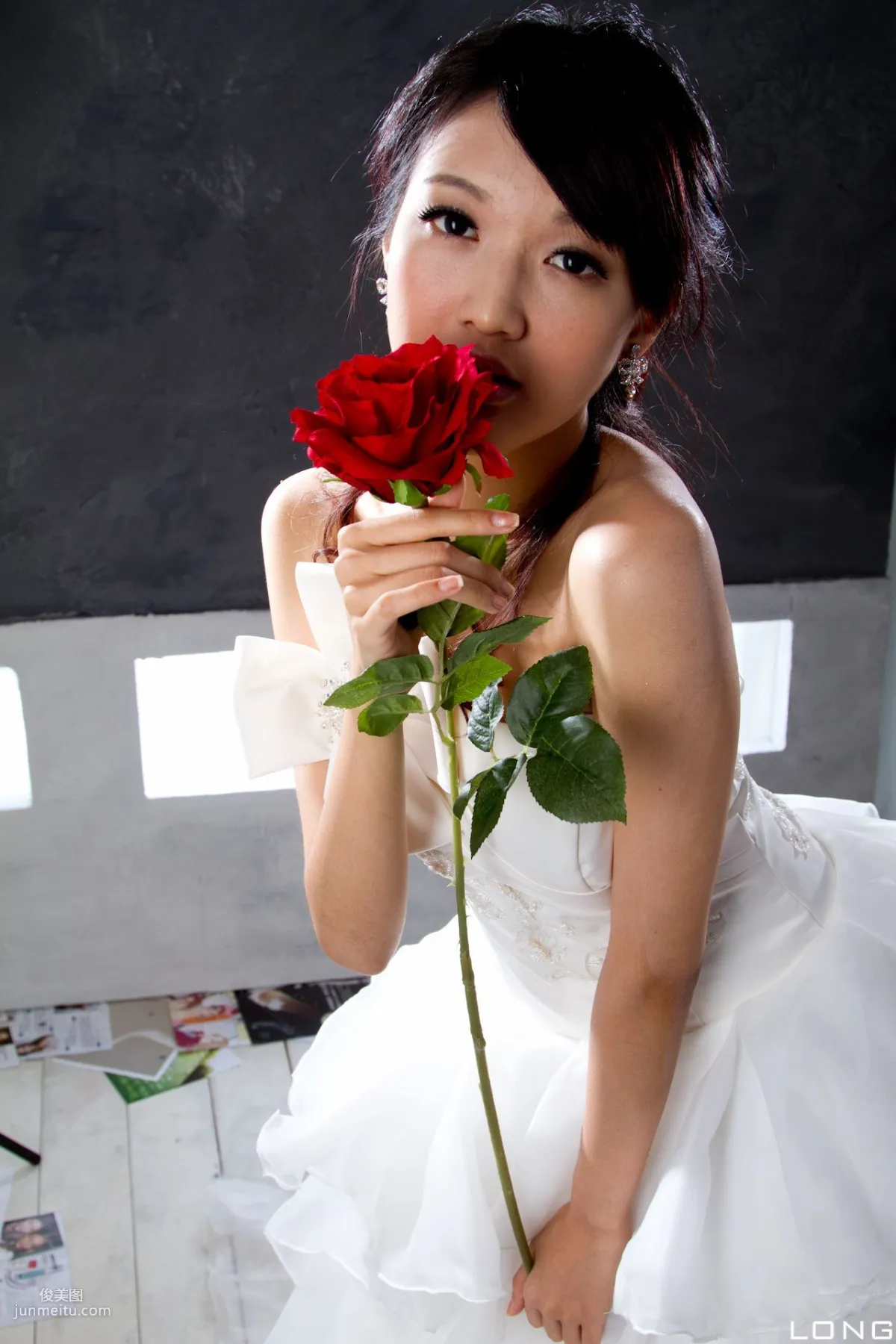 Taiwan Beauty Model Chen Weiting Jill "Wedding Dress White" Photo Set photo 12