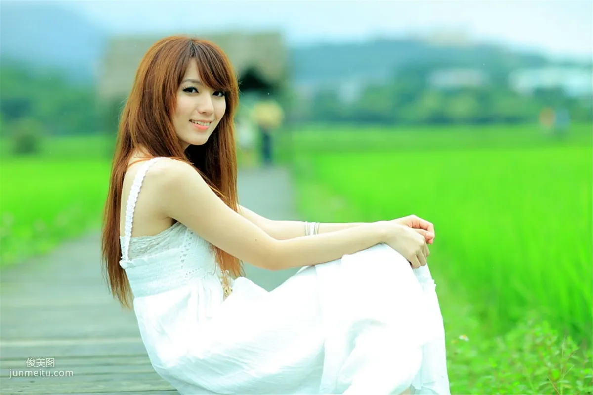 Xiao Jing: Web Idols photo 13