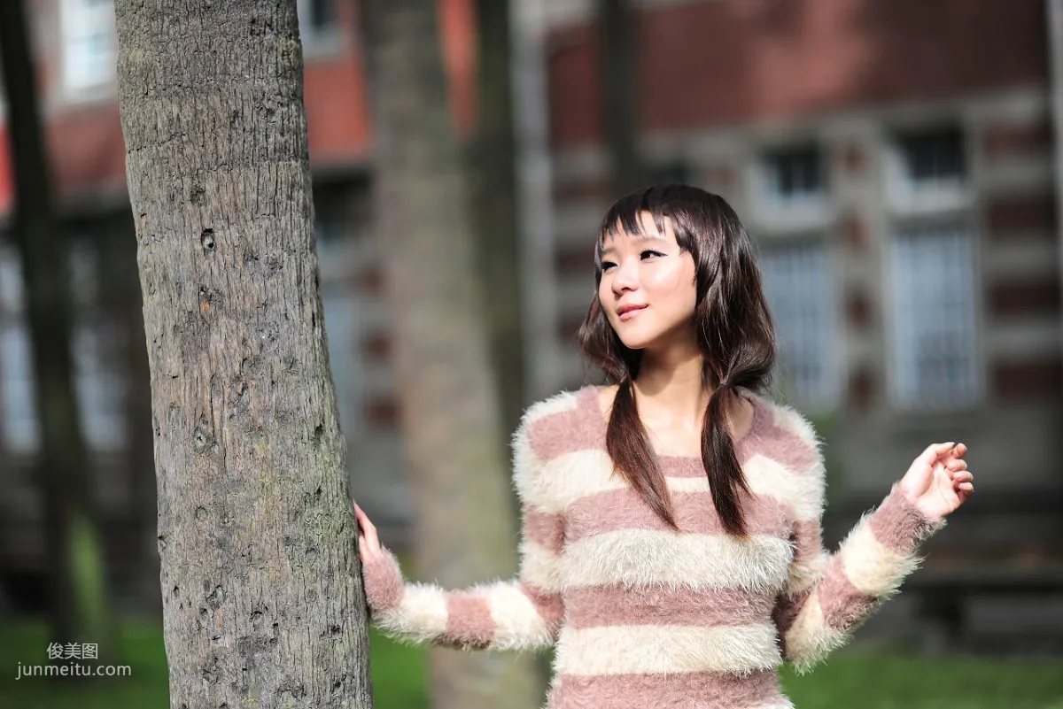 台湾黑丝芭比娃娃美女外拍写真集24