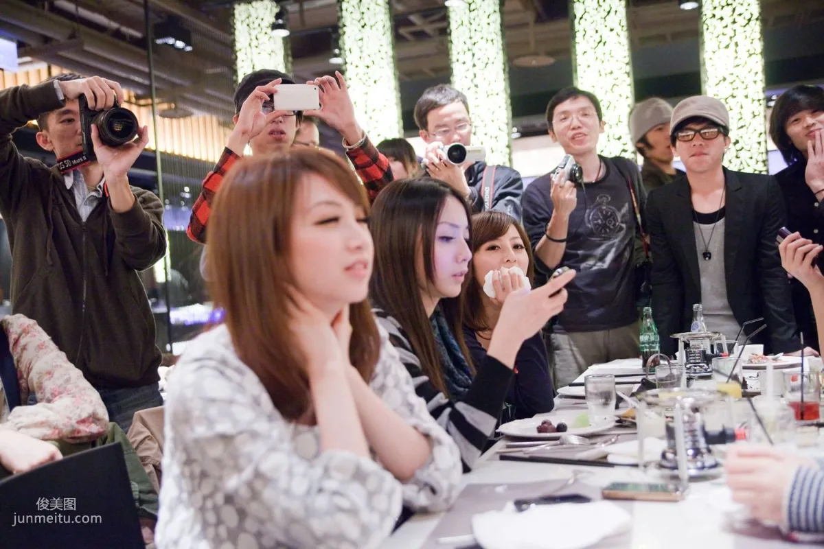 Zhang Kaijie/Mikako, Beautiful Face Year-End Party, HD Event Photo Set photo 6