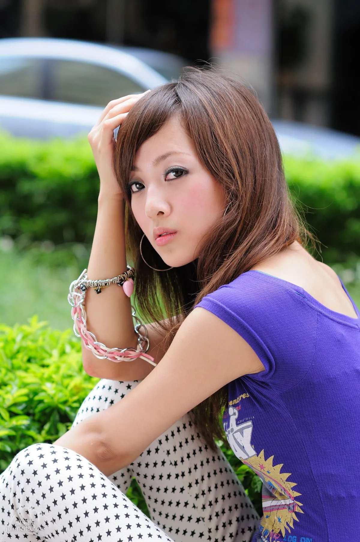 Zhang Yunfei/Mikako Gongguan Shopping District Outdoor Shoot Photo Set photo 55