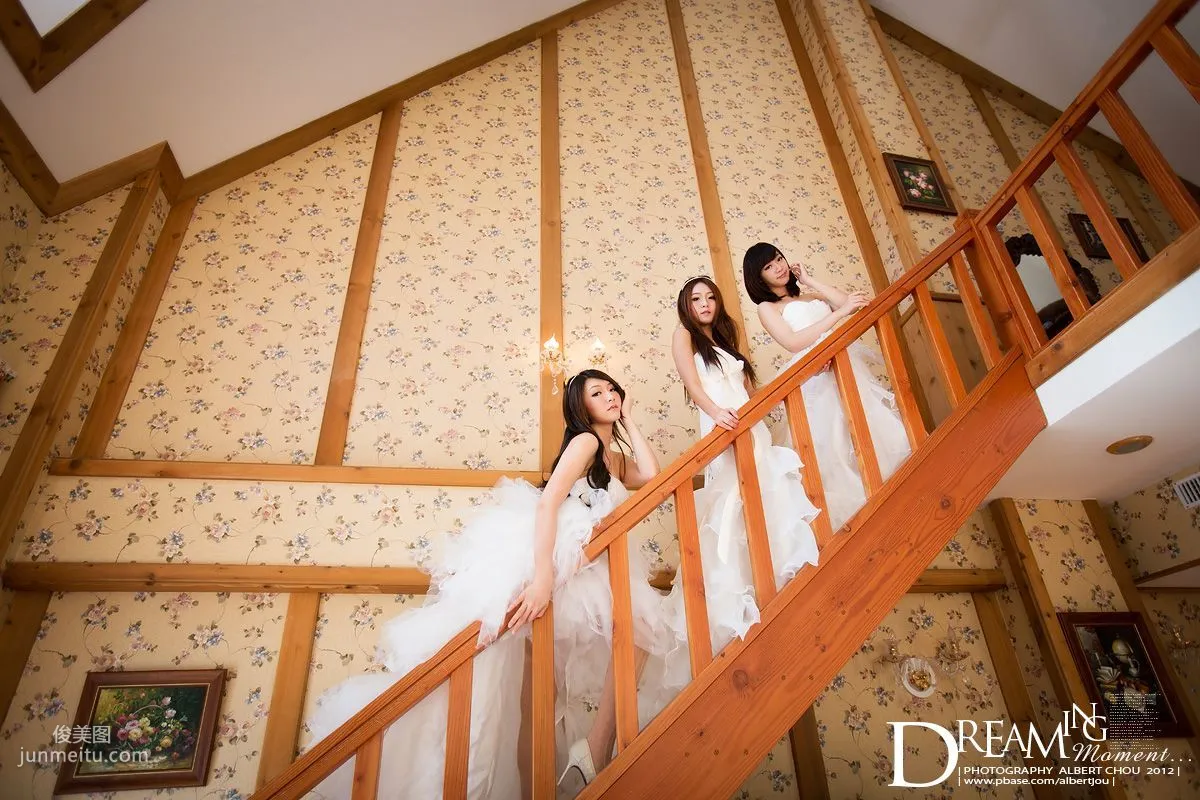 Taiwan Internet Celebrity Winnie Xiaoxue Qingjing Autumn Dream Moment Wedding Dress Chapter Photo Set photo 112