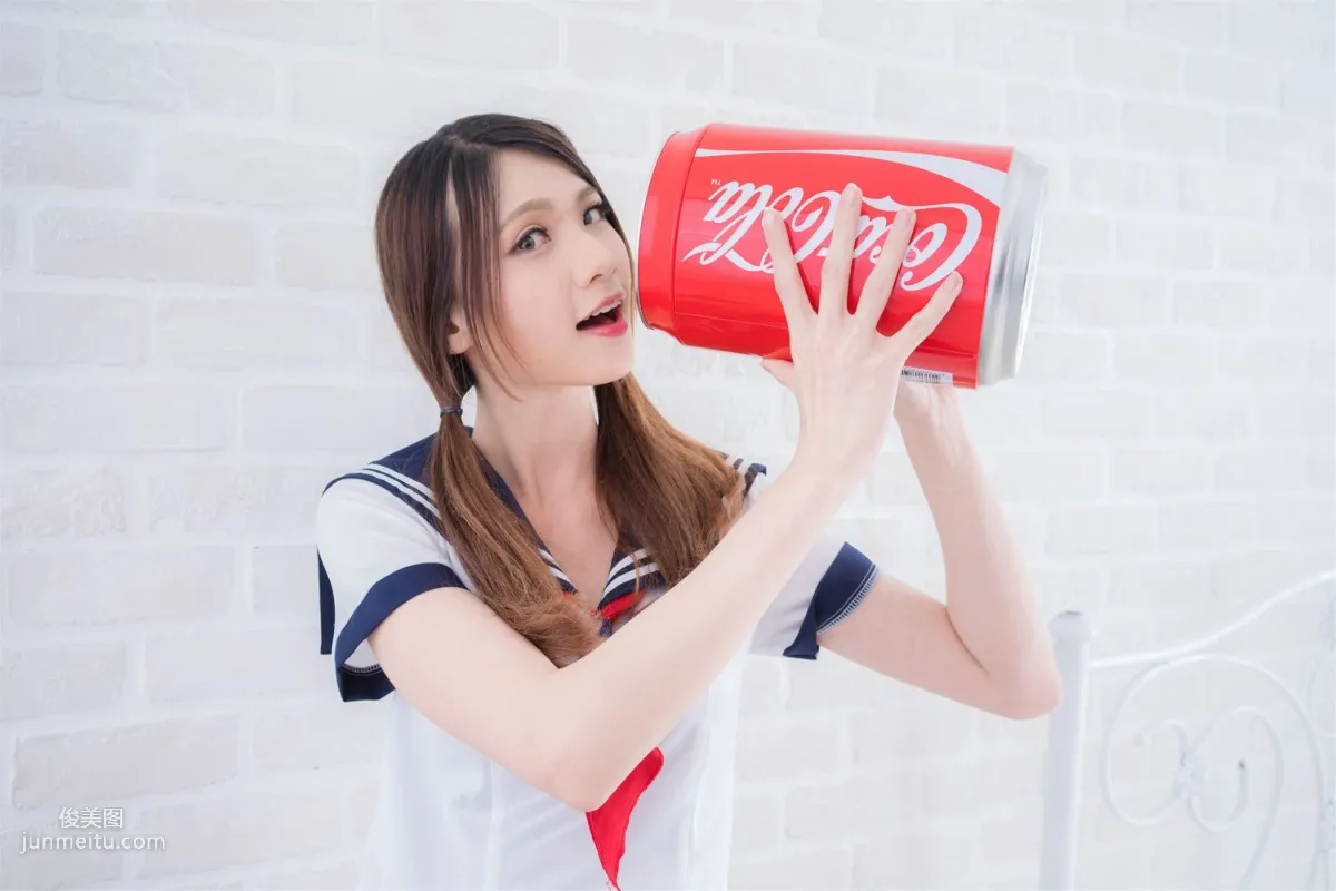 台湾正妹Candice蔡译心《清新水手服学妹》写真集2