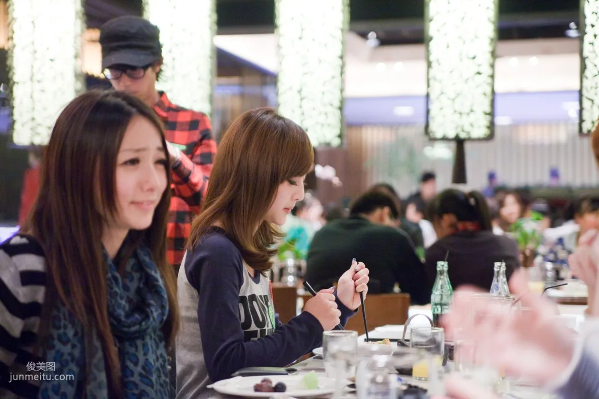 Zhang Kaijie/Mikako, Beautiful Face Year-End Party, HD Event Photo Set photo 10