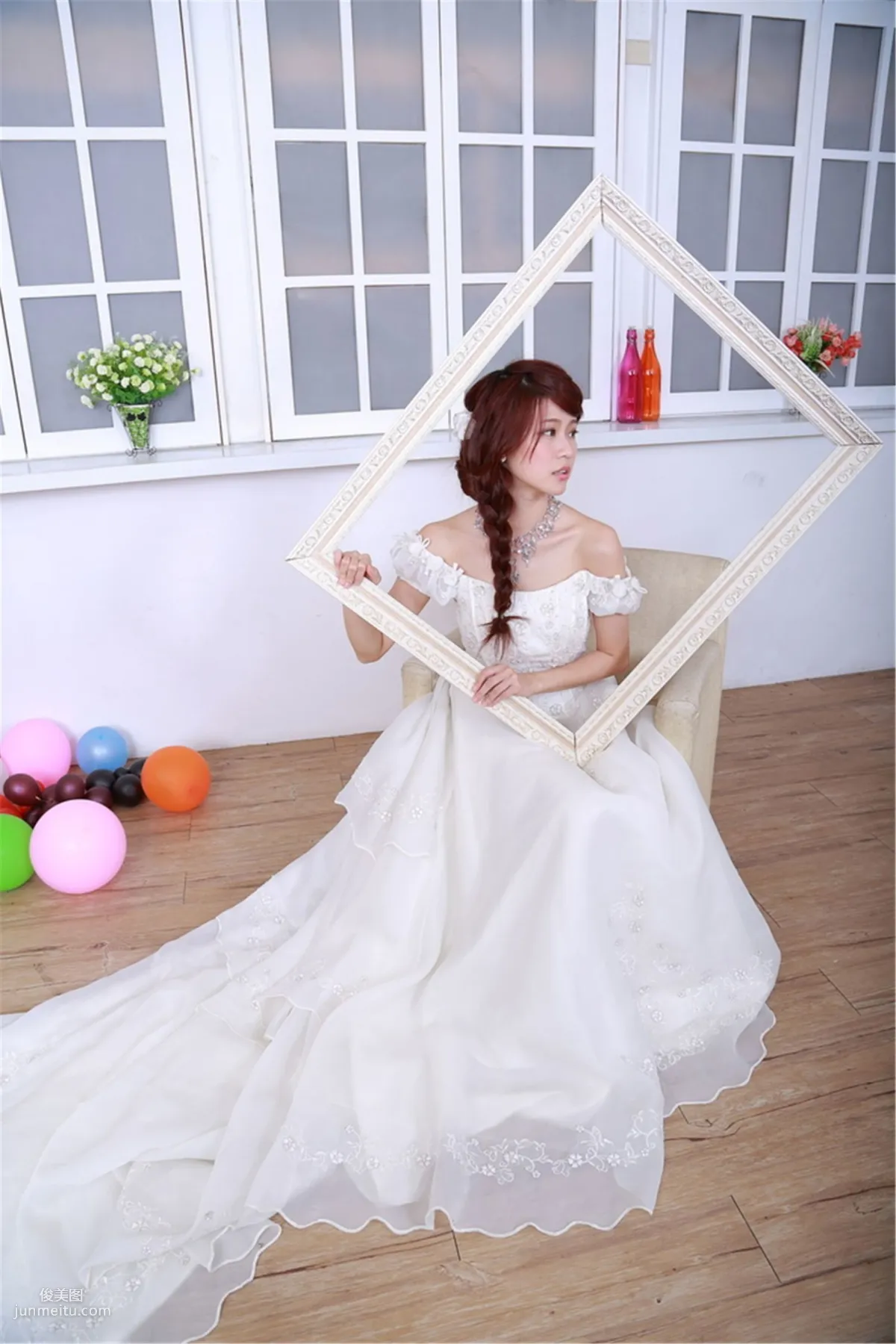 Taiwan Pure Girl Bai Bai / Li Yixuan, Electrical Engineering Girl Wedding Dress Studio Shoot Photo Set photo 7