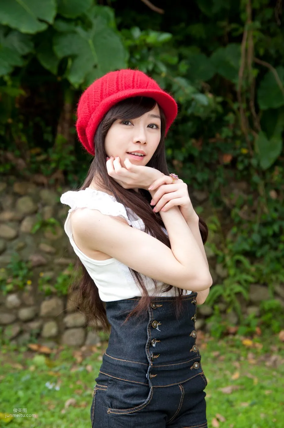 Taiwan Pure Beauty Mika Water Museum Street Snap Photo Set photo 62