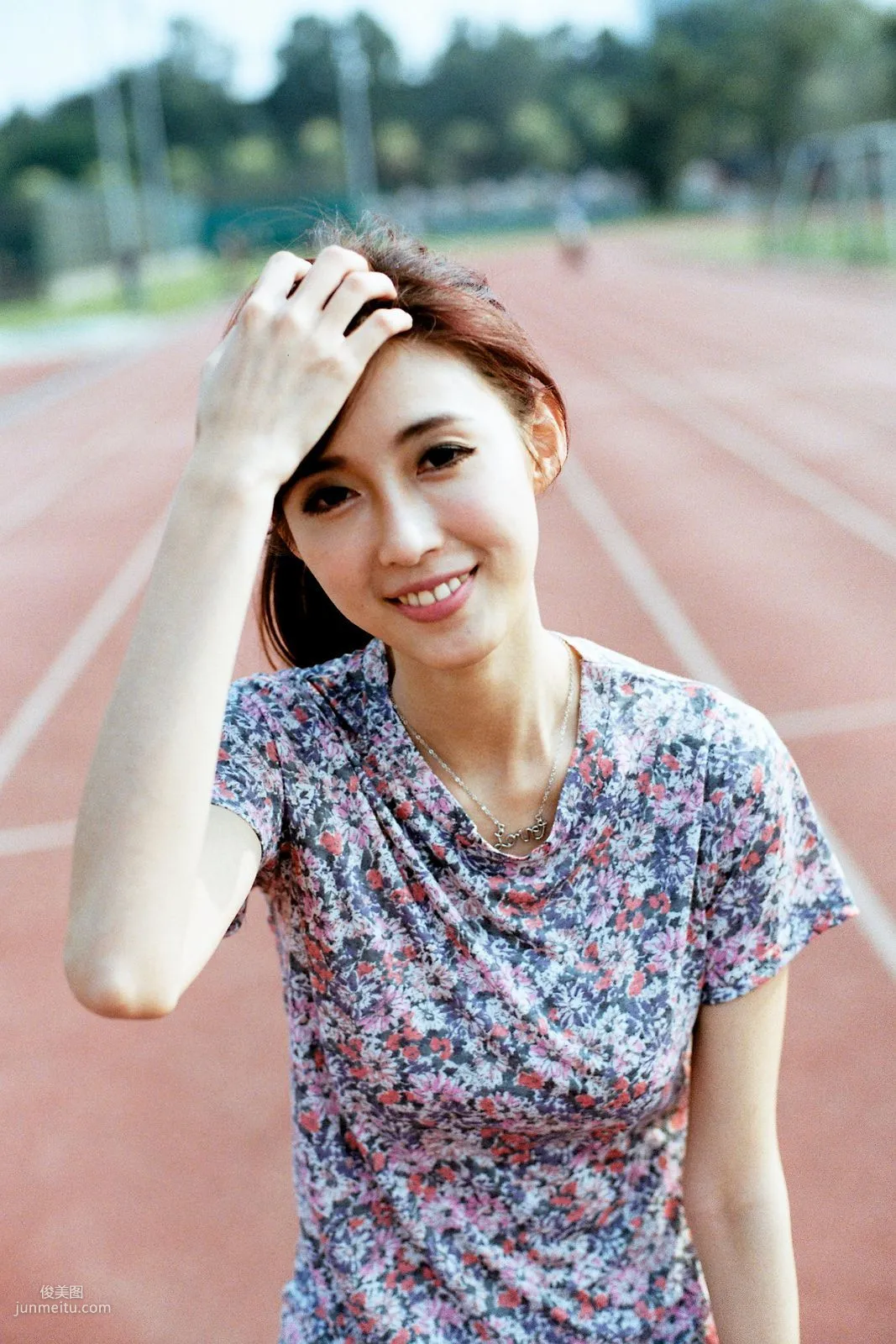 Kila Jingjing/Jin Yunqiao, Campus Beautiful Shoot Series Pictures Photo Collection photo 16