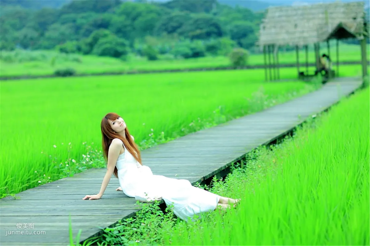 Xiao Jing: Web Idols photo 11