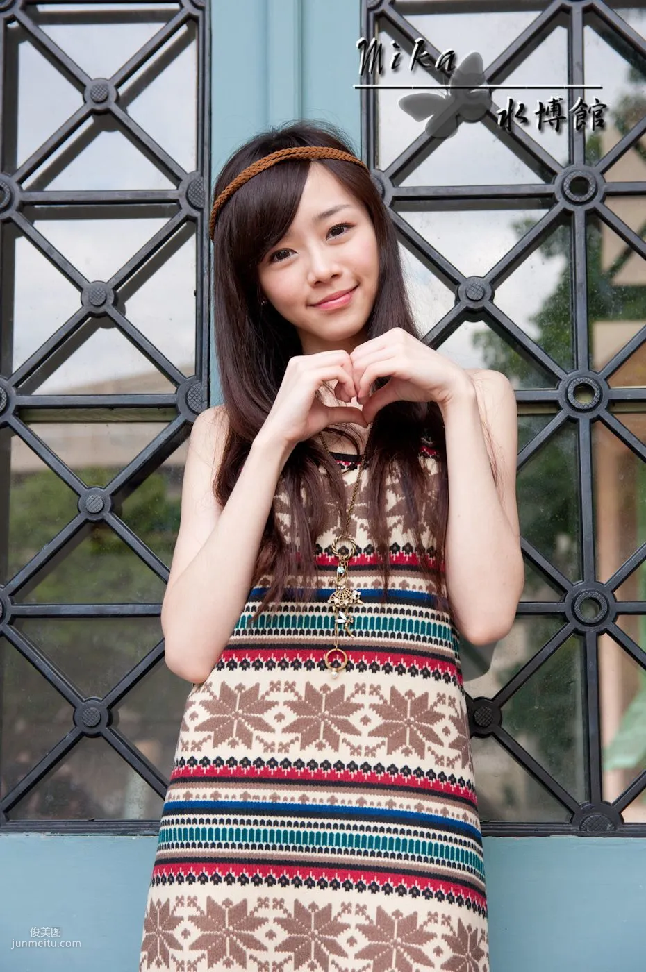 Taiwan Pure Beauty Mika Water Museum Street Snap Photo Set photo 6