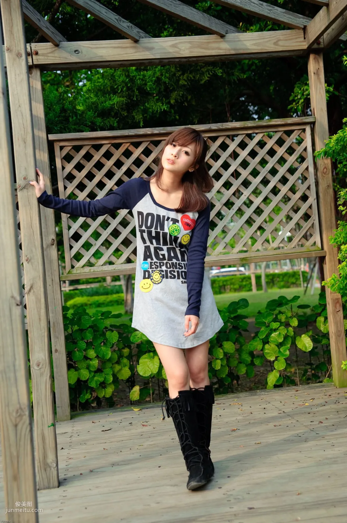 Guo Zi MM/Zhang Kaijie, Sisi South Village + Daan Forest Park Outdoor Shoot Photo Set photo 24