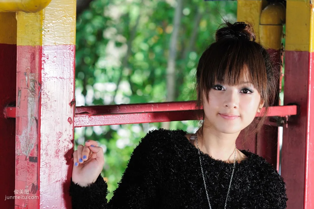 Taiwan Internet Celebrity Guozi MM, Children's Traffic Museum Street Snap Photo Set photo 14