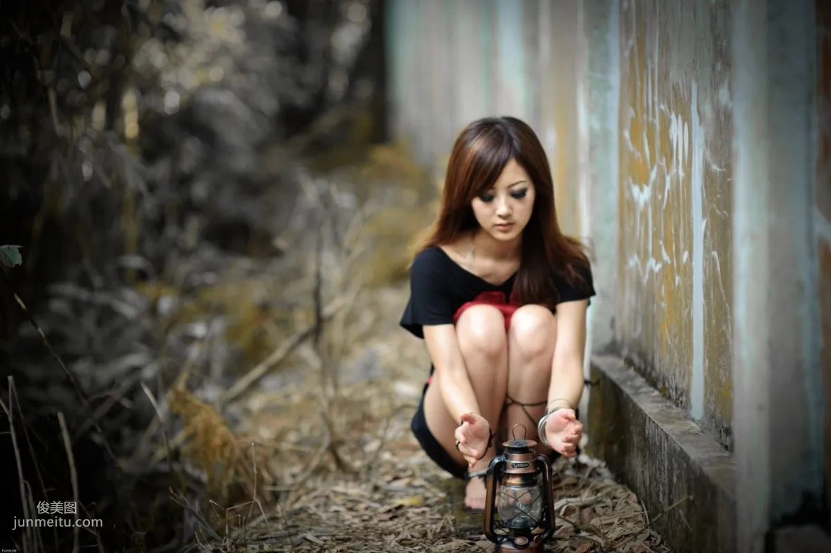Guo Zi MM/Mikako White Waltz + Black Obsession Outdoor Photo Set photo 79