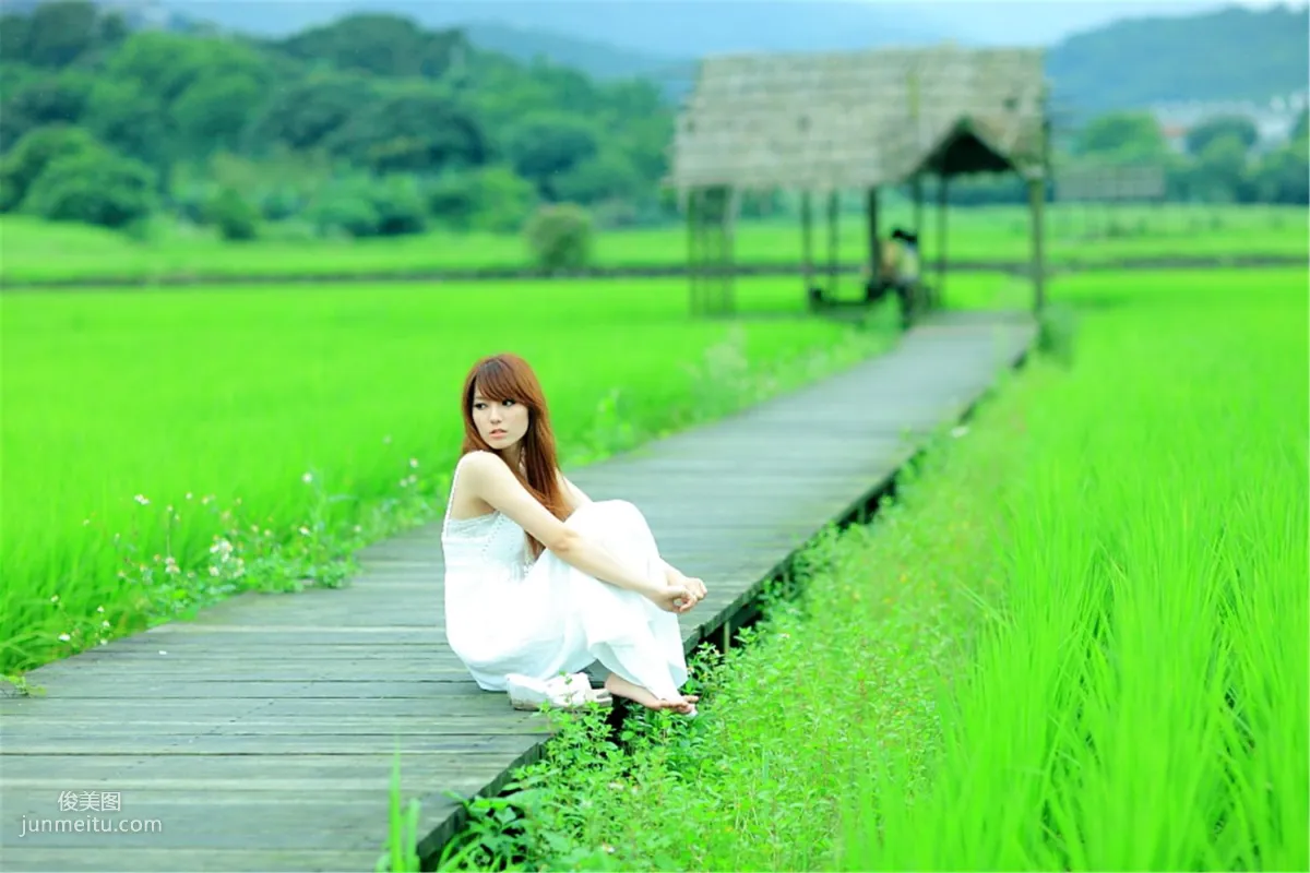 Xiao Jing: Web Idols photo 6