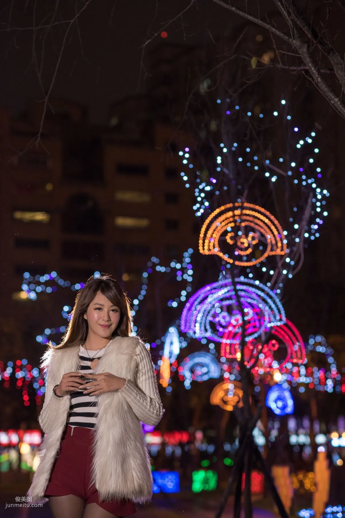 Taiwan Beauty Xia Qing MISO, Christmas Outdoor Shoot Photo Set photo 15