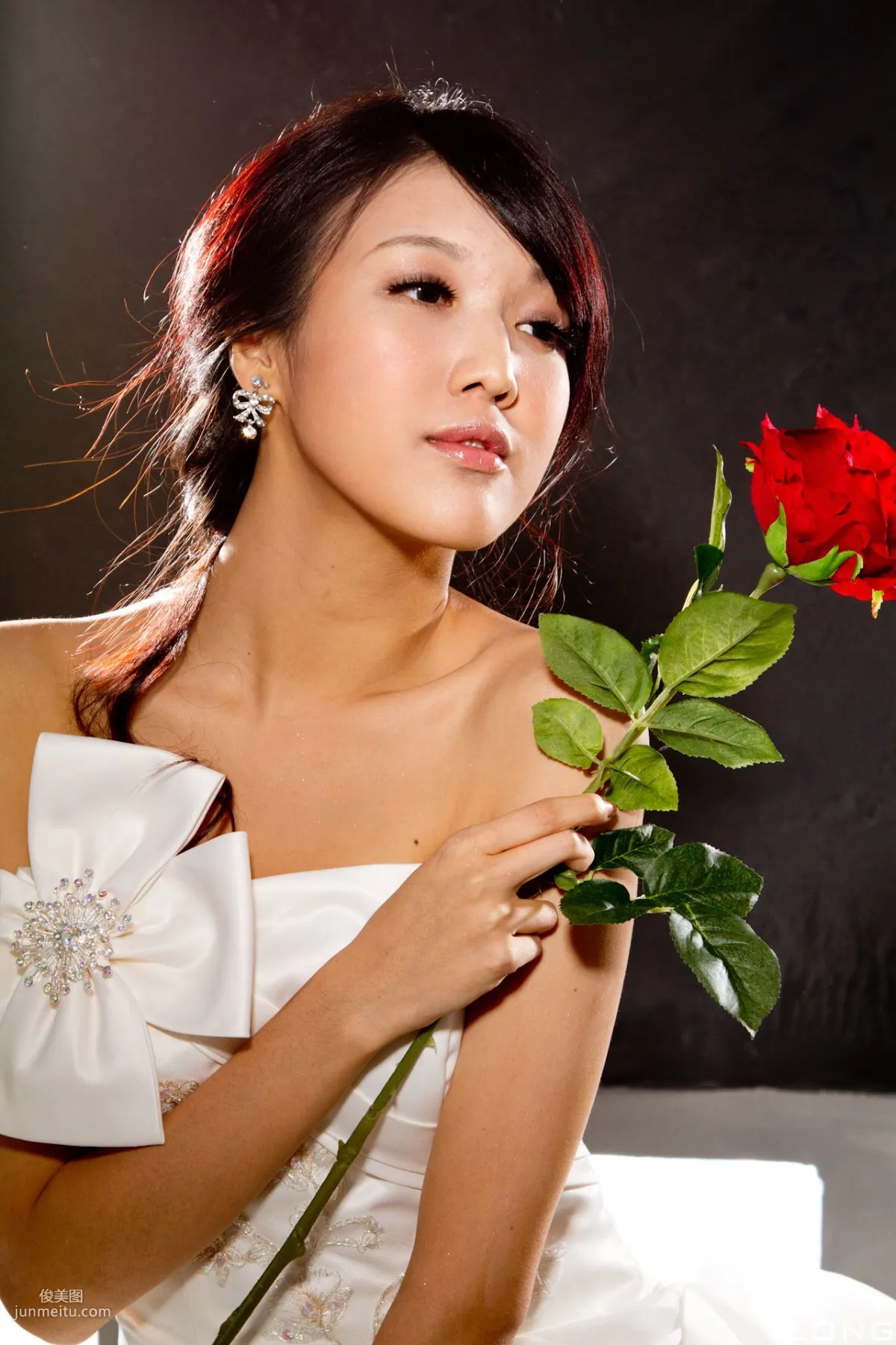 Taiwan Beauty Model Chen Weiting Jill "Wedding Dress White" Photo Set photo 20