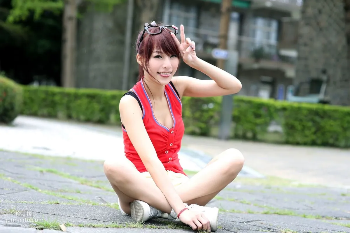 Jessica: Web Idols photo 26