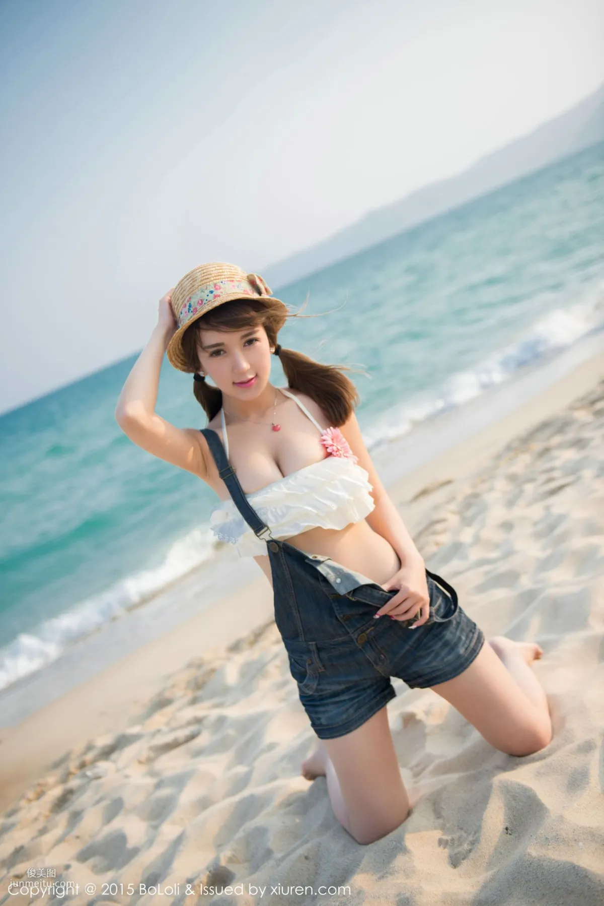 Monkey_Xiao Panshu Sanya Travel Shoot Cute and Beautiful Outdoor Shoot Series [Boluoshe] Vol.015 Photo Set photo 4