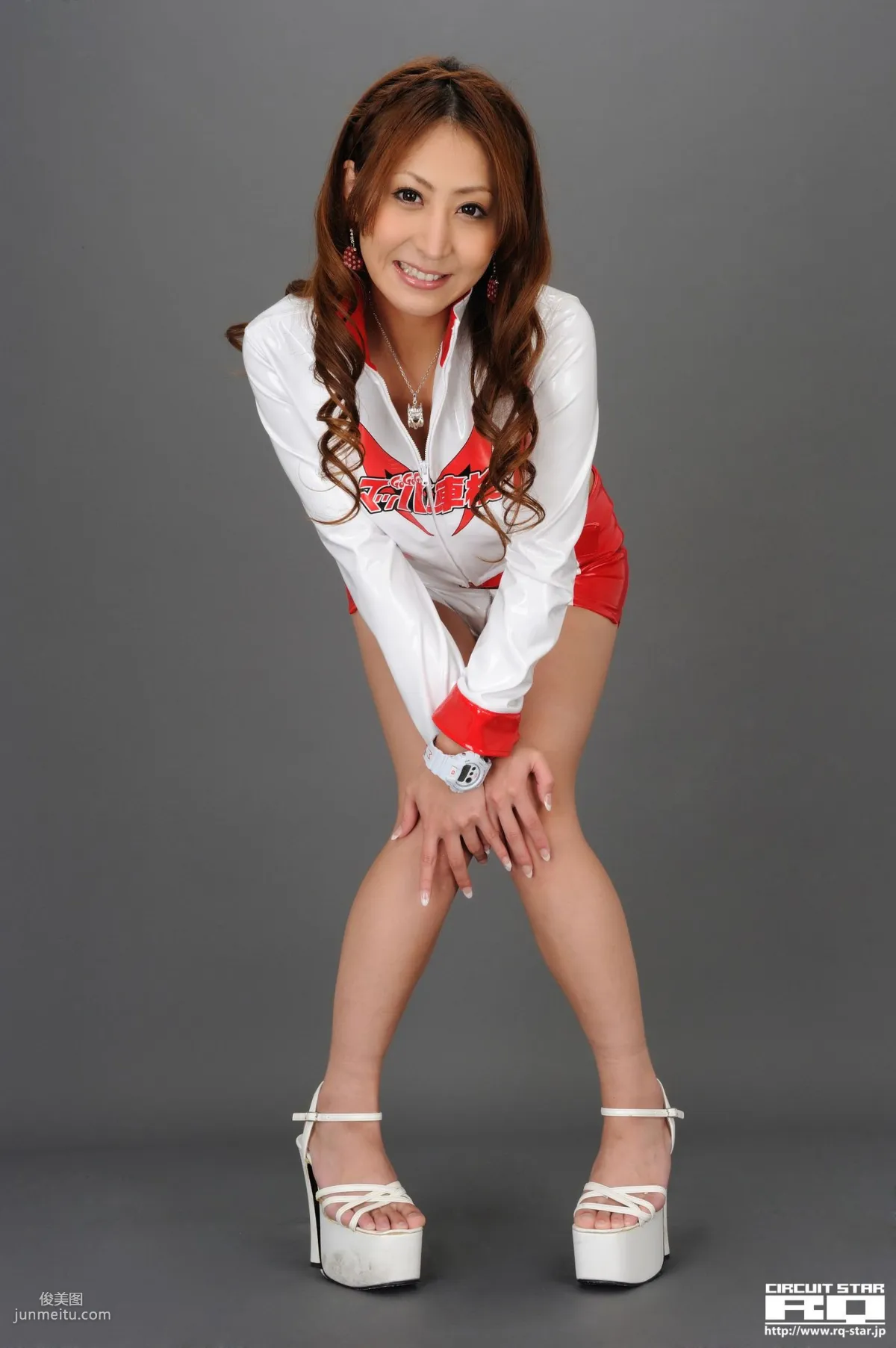 [RQ-STAR] NO.00556 Yuika Anzai 安西結花 Race Queen 寫真集 14