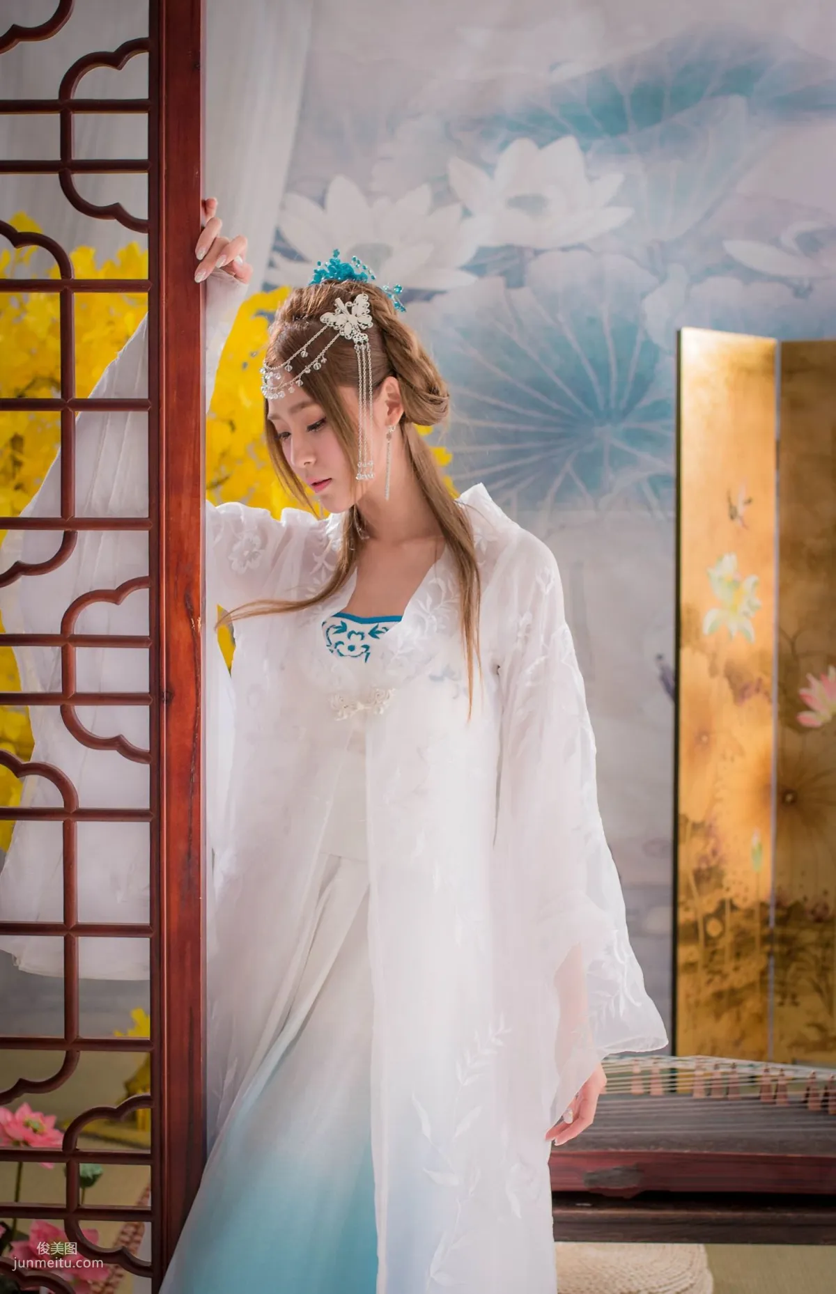 Winnie Xiaoxue / Zhuang Wenni, Ancient Costume Beauty Photo Set photo 17