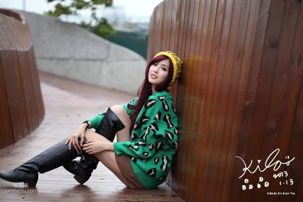 Taiwan Model Liao Tingling/Kila Jingjing, Green Long Coat + Long Boots, Street Snap Photo Set photo 50