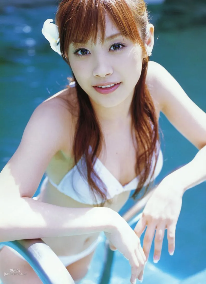 Ai Takahashi 高橋愛《Love Hello》 [PB寫真集] 43