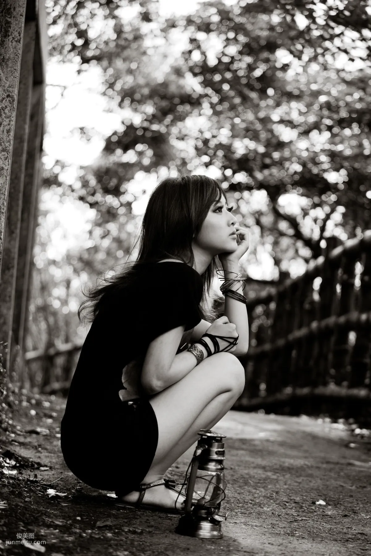Mikako/Zhang Kaijie White Waltz x Black Obsession Yangmingshan Zhuzihu Outdoor Shoot Photo Set photo 70