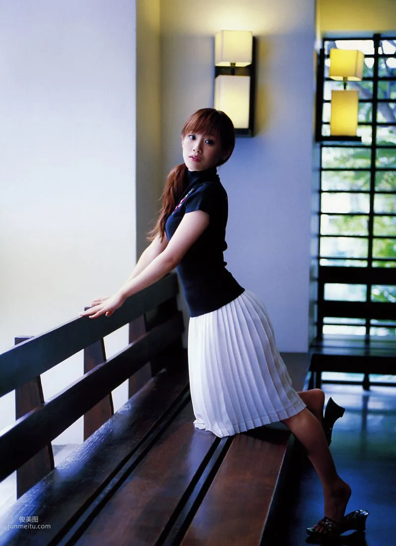 Ai Takahashi 高橋愛《Love Hello》 [PB寫真集] 56