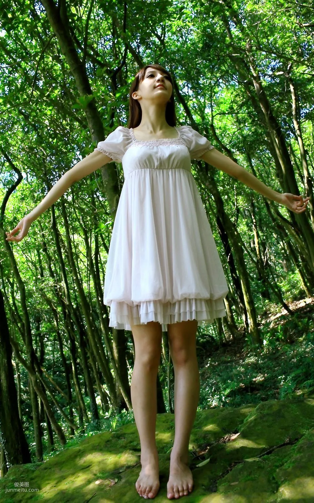 Taiwan Beauty Ning Meng, Fresh and Sweet Outdoor Photo Collection photo 9