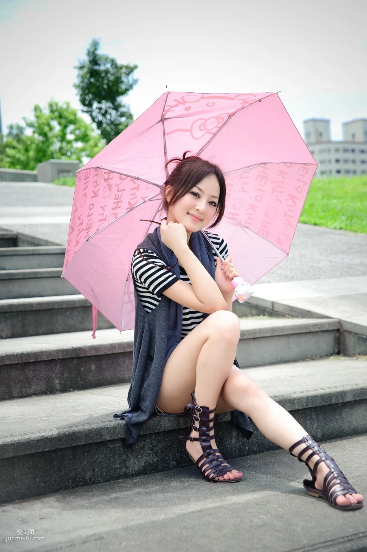 Zhang Kaijie, Yonghe No.4 Park Outdoor Shoot Photo Set photo 36