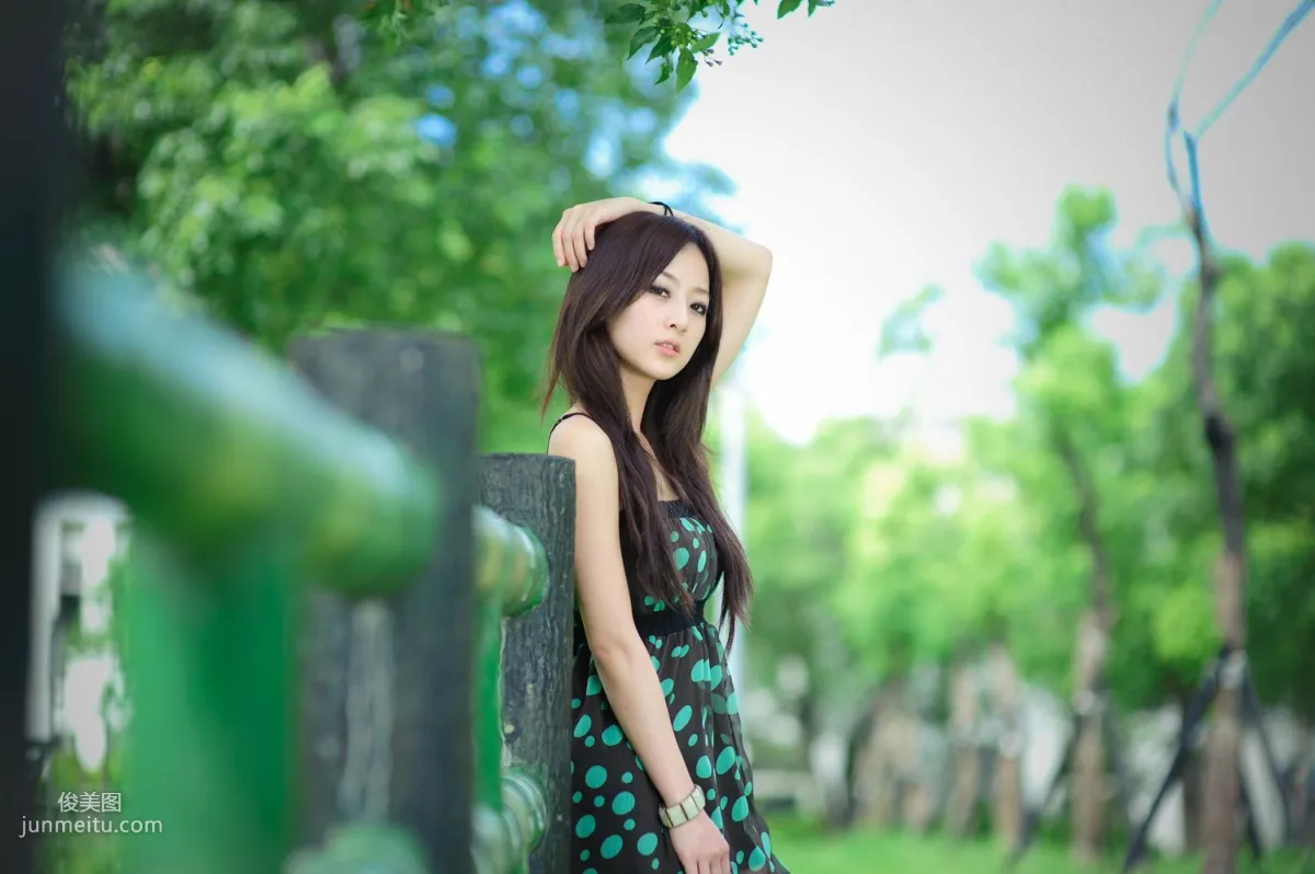 Zhang Kaijie, Yonghe No.4 Park Outdoor Shoot Photo Set photo 5