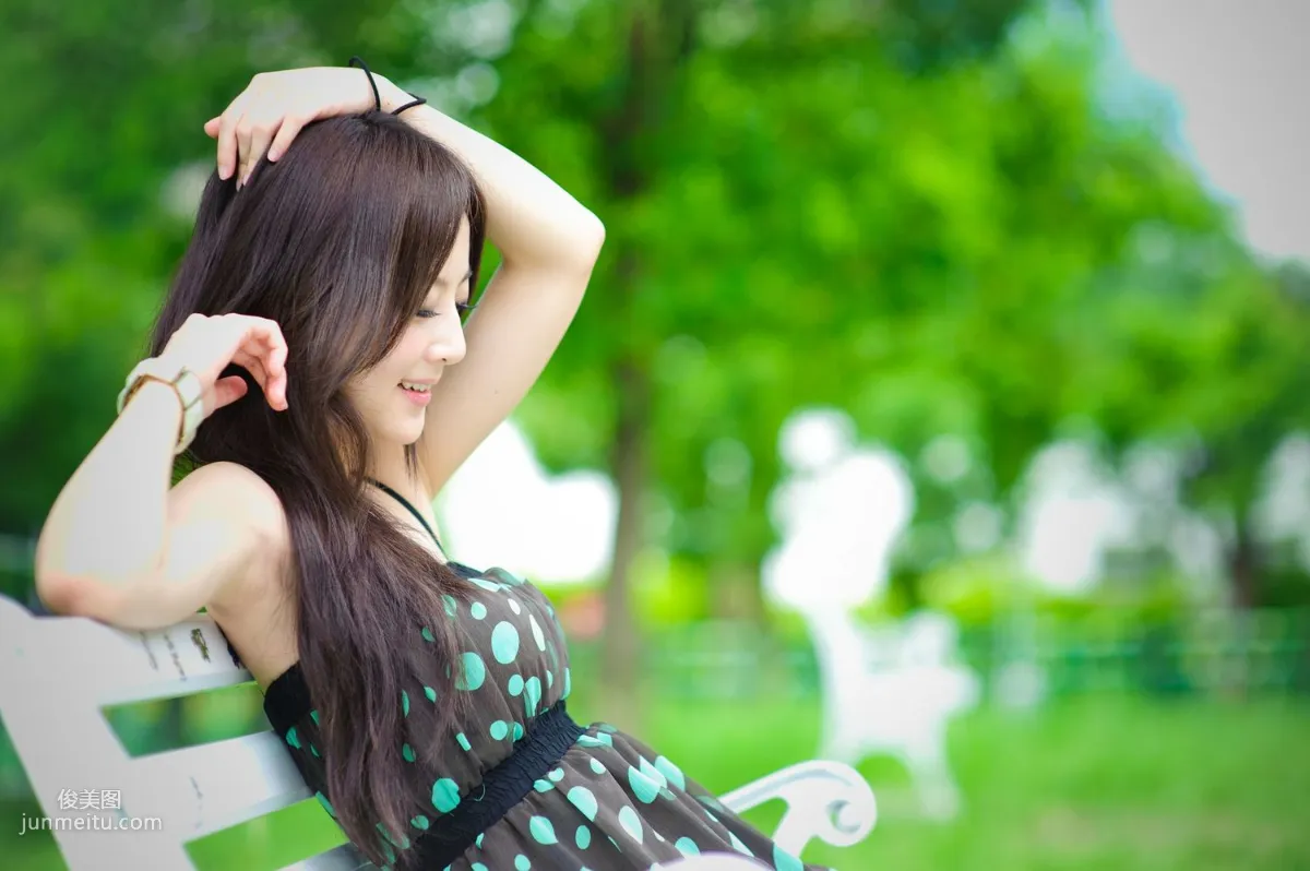 Zhang Kaijie, Yonghe No.4 Park Outdoor Shoot Photo Set photo 16