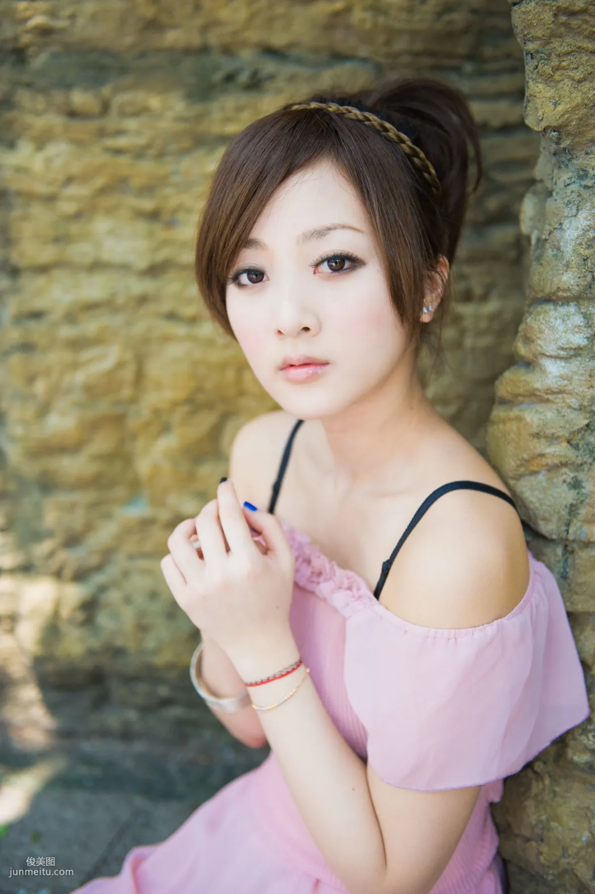 台灣美女果子MM《時裝外拍》寫真集 72