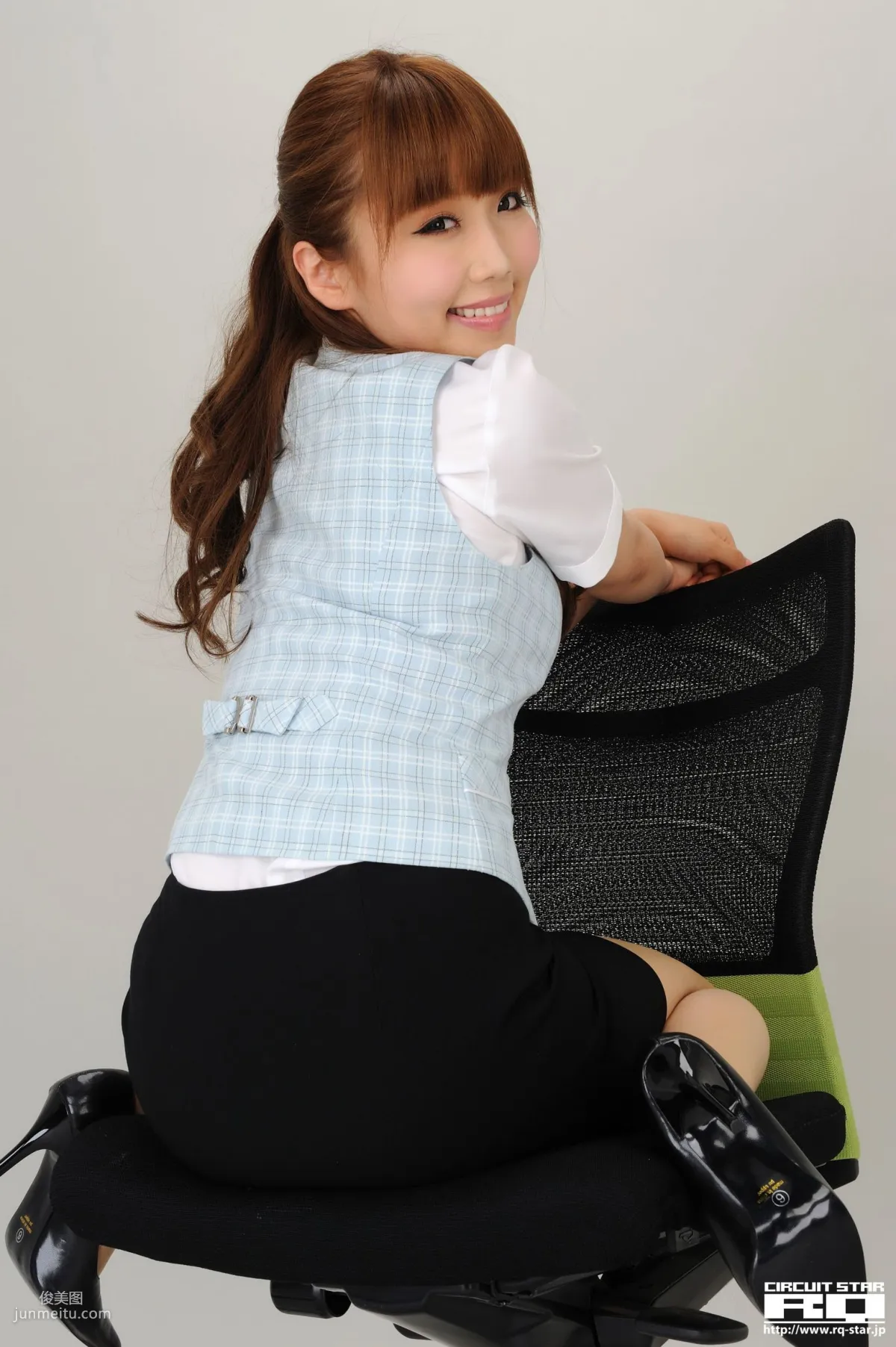[RQ-STAR] NO.00509 如月くるみ Office Lady 職業裝系列 寫真集 77