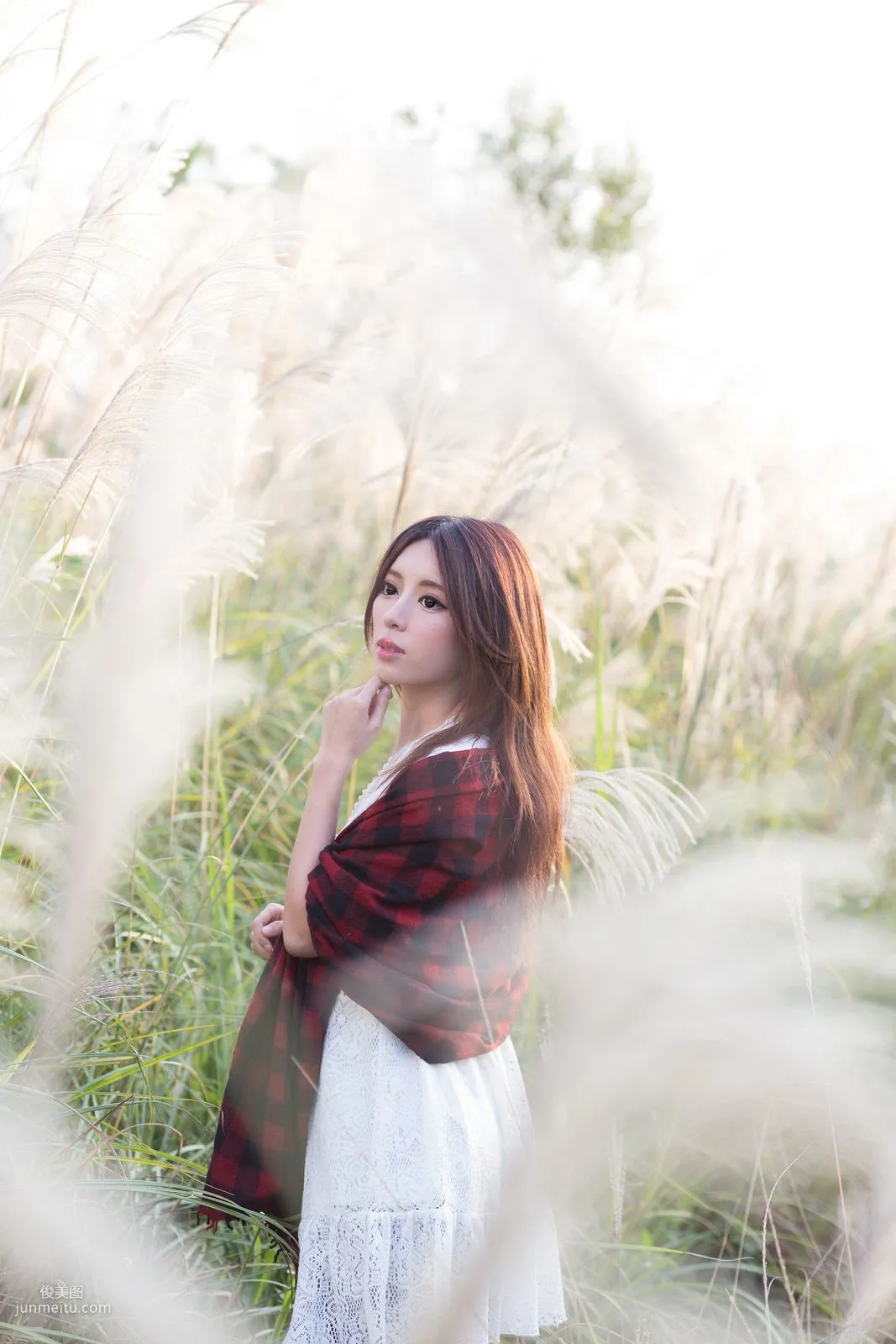 台灣女神張齊郡JULIE《踏青》寫真集 32