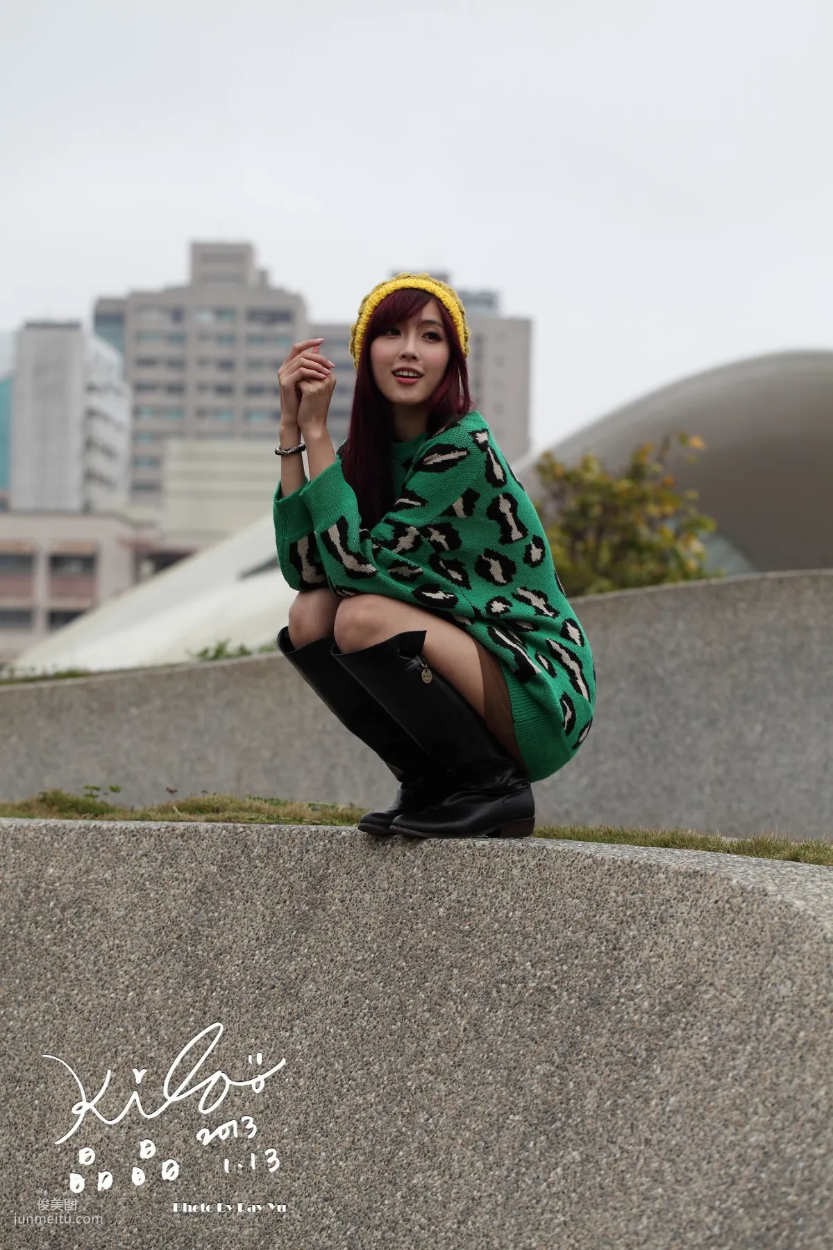Taiwan Model Liao Tingling/Kila Jingjing, Green Long Coat + Long Boots, Street Snap Photo Set photo 61
