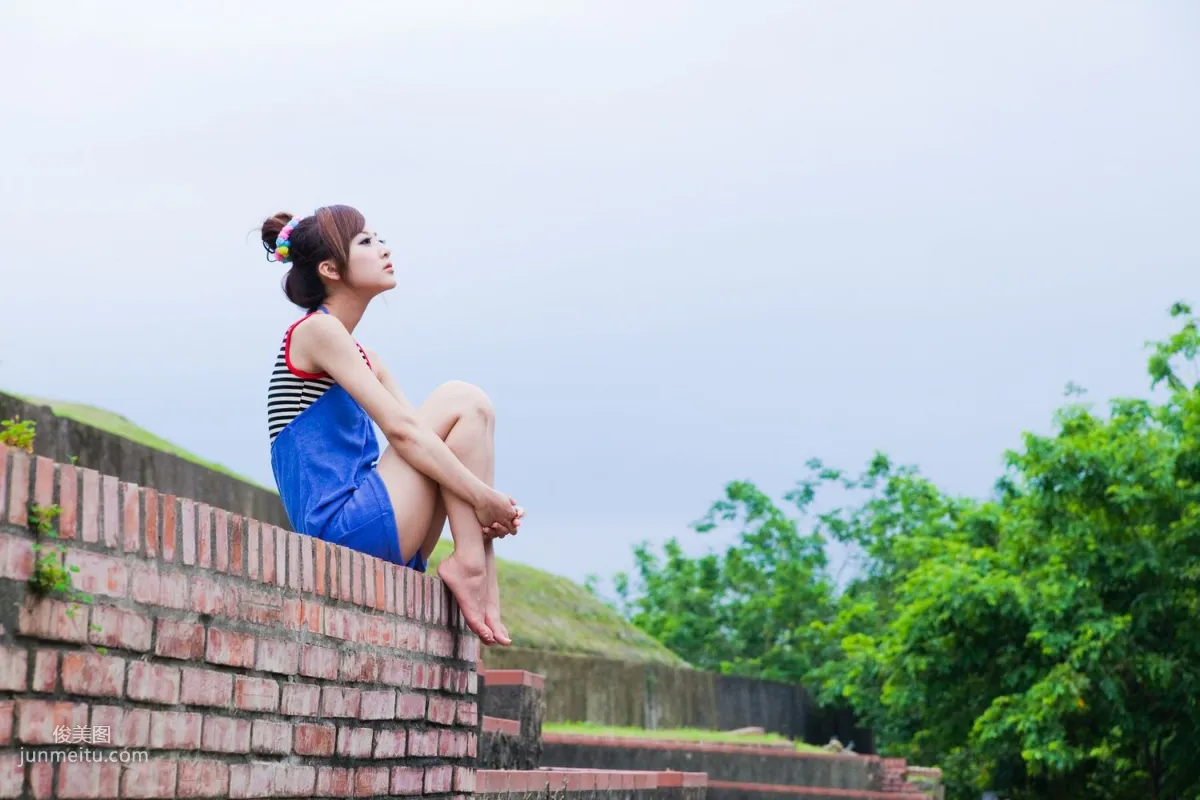 Zhang Kaijie/Mikako 'Zhongxing New Village Outdoor Shoot' Photo Set photo 103