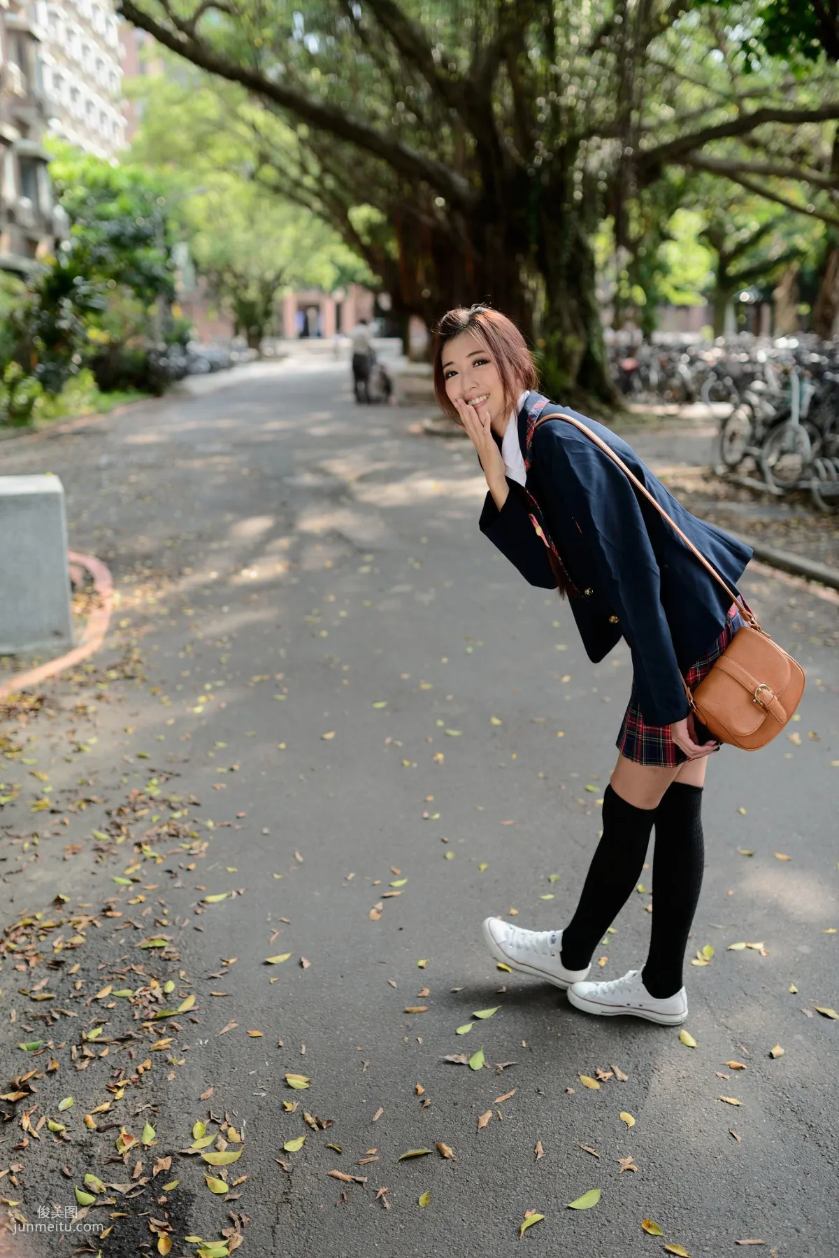 廖挺伶/Kila晶晶《极品学妹 放学路上》写真集36