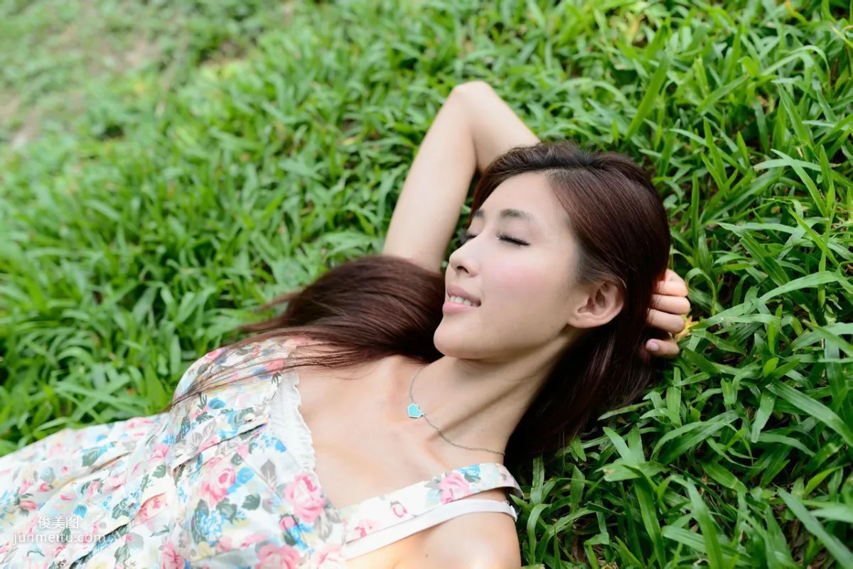 Kila Jingjing/Jin Yunqiao, Street Snap Suspender Dress Series Photo Set photo 26