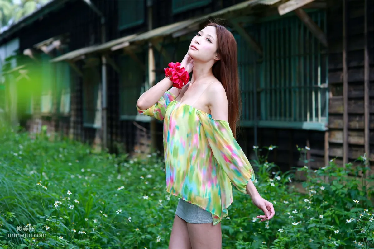 Taiwan Girl Lin Xiaoba 'Spring Outing Outdoor Shoot' Photo Set photo 12