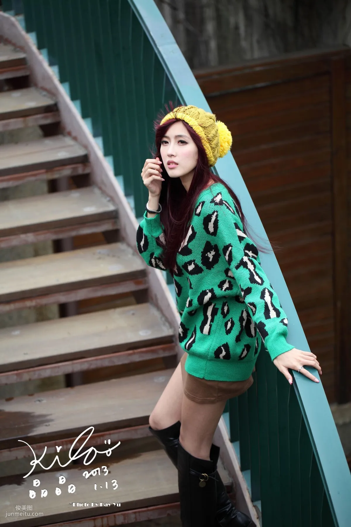 Taiwan Model Liao Tingling/Kila Jingjing, Green Long Coat + Long Boots, Street Snap Photo Set photo 46