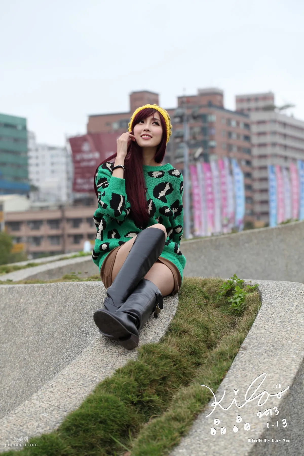 Taiwan Model Liao Tingling/Kila Jingjing, Green Long Coat + Long Boots, Street Snap Photo Set photo 56