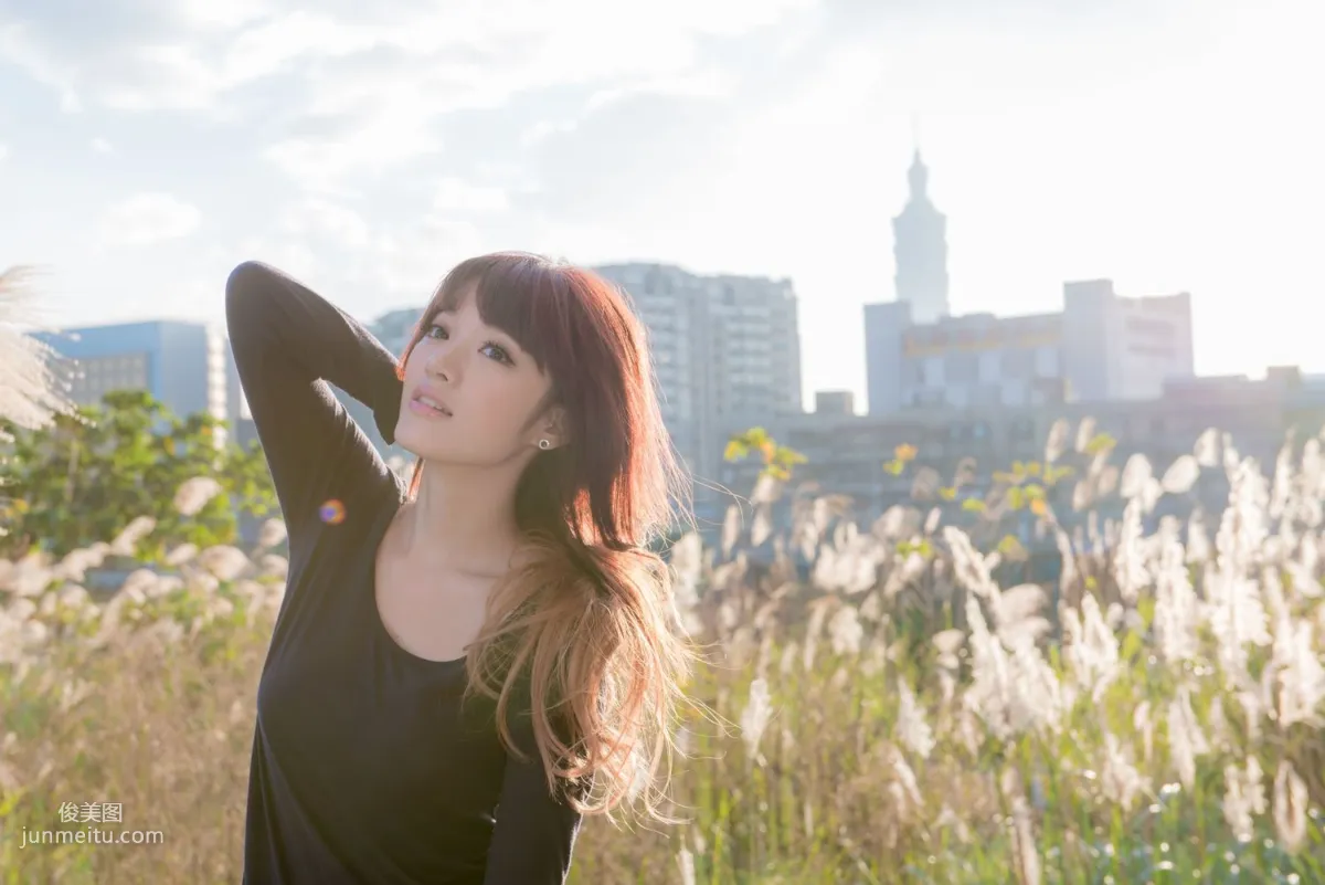 Taiwan Beauty Lin Gangyi Didy, Ruined Station Beautiful Outdoor Shoot, Photo Set photo 30