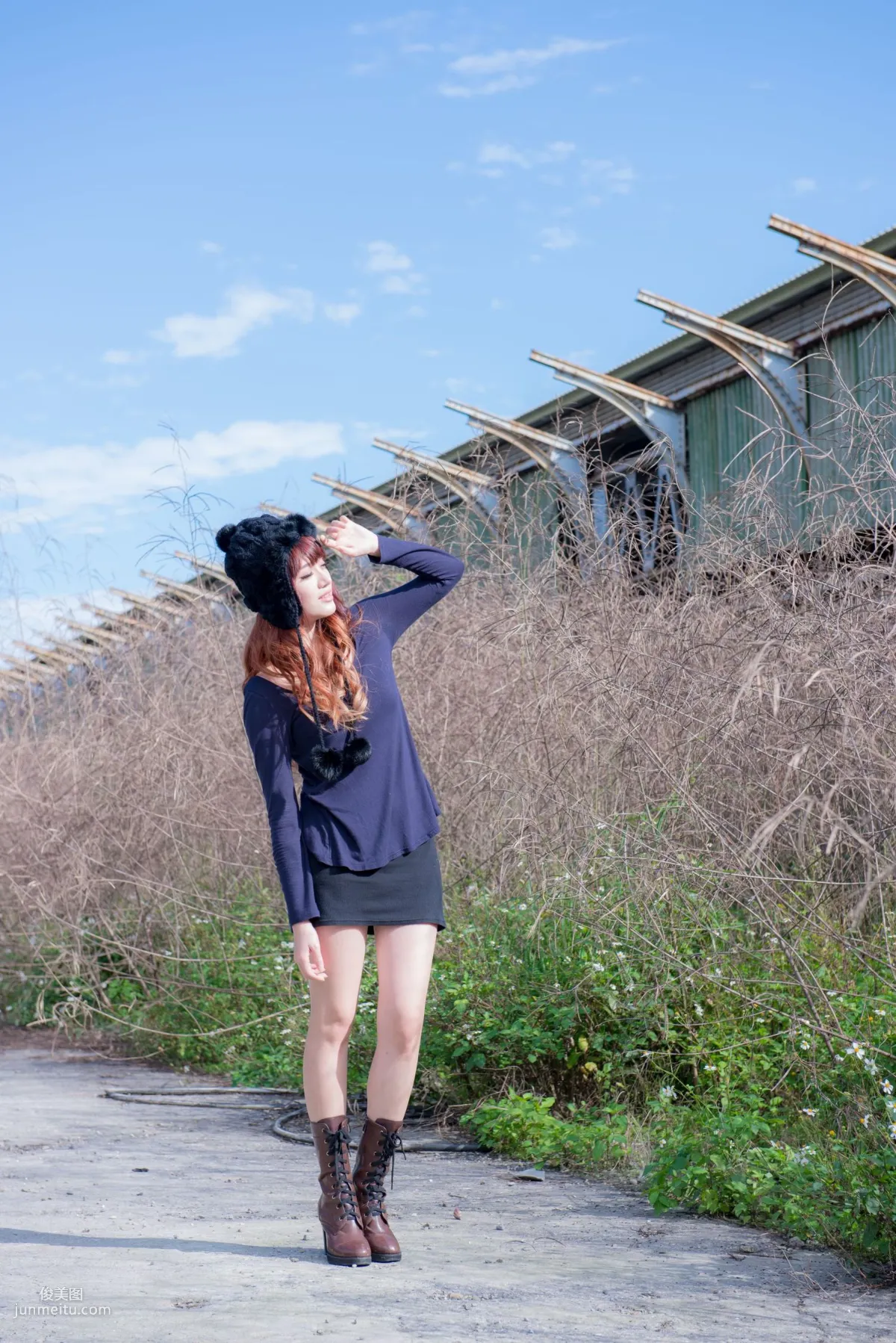 Taiwan Beauty Lin Gangyi Didy, Ruined Station Beautiful Outdoor Shoot, Photo Set photo 21